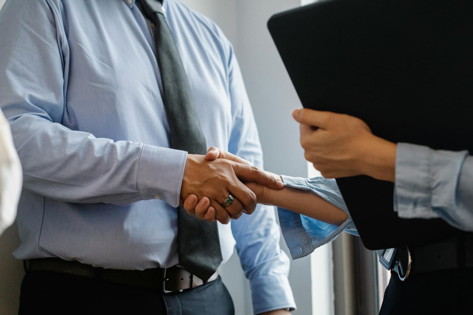 Navigating Relationship Manager Changes: Ensuring Continuity