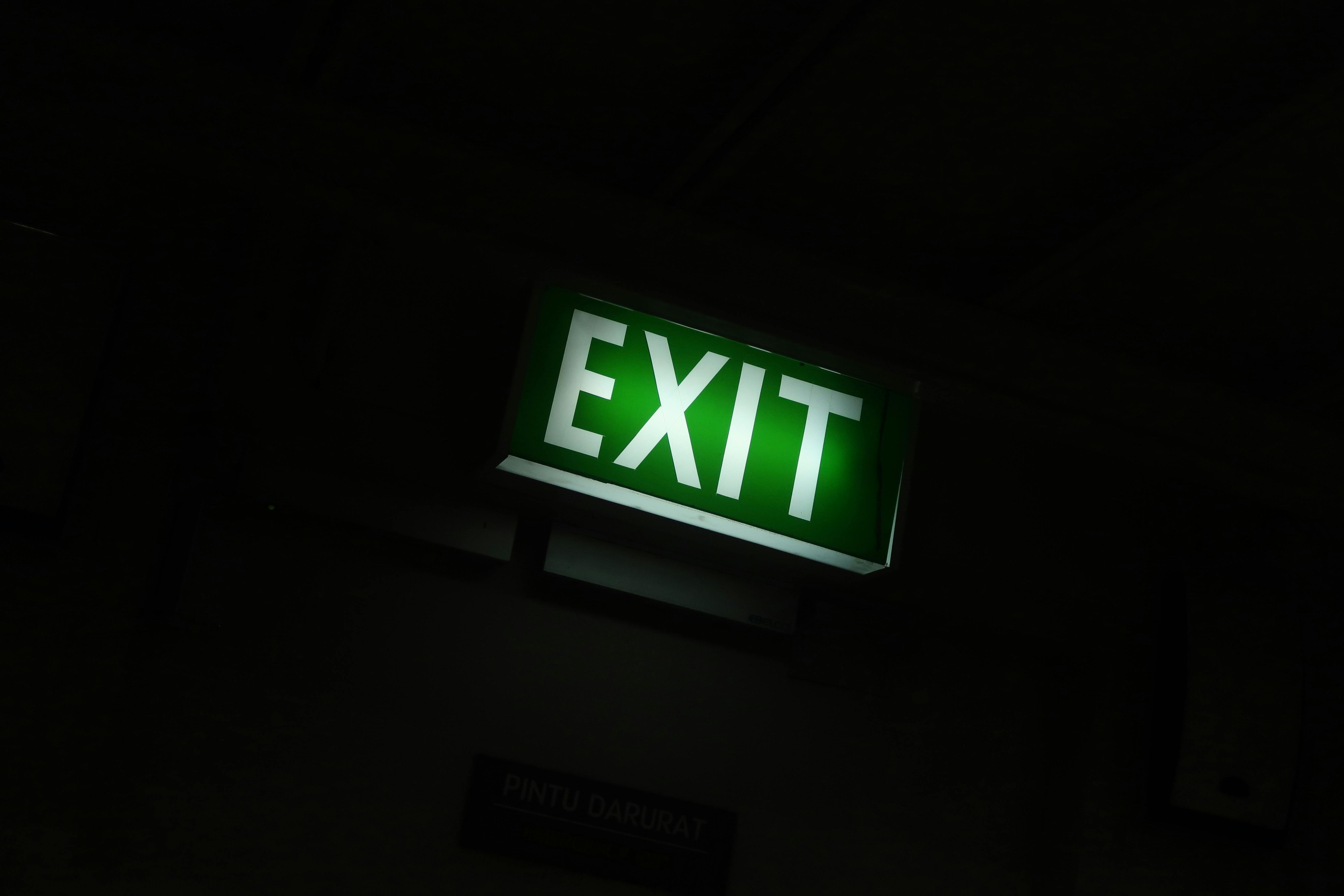 Navigating Compliance Calendars: VAT, CT, ESR, and UBO by Jurisdiction